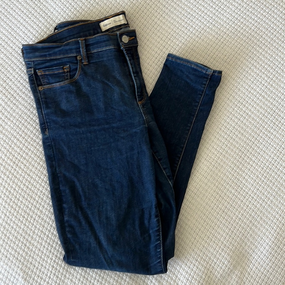 Gap True Skinny Jeans
